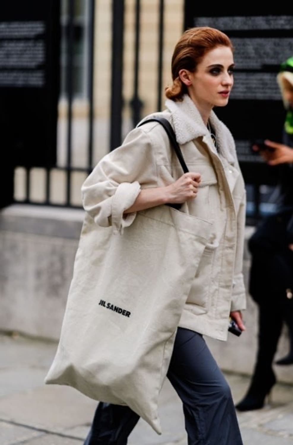 질샌더 XL 에코백  상품이미지1