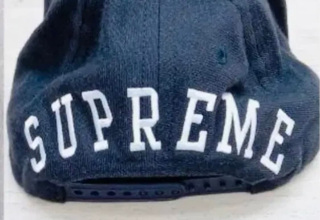 Supreme슈프림X Campion챔피온 콜라보 로고 네이비캡 상품이미지6