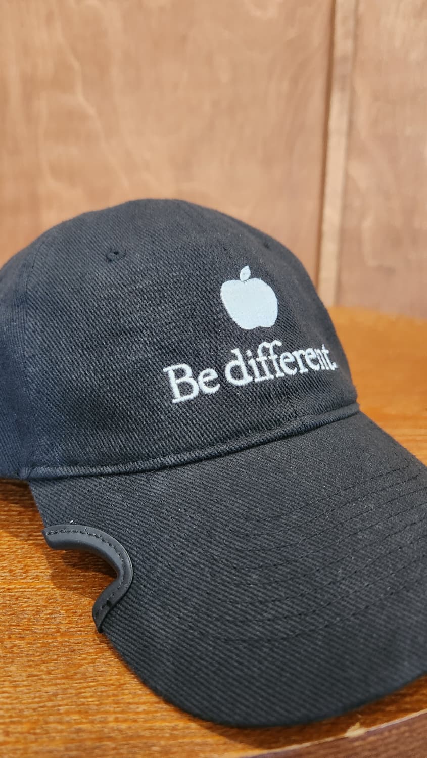 Balenciaga be different cap 상품이미지2