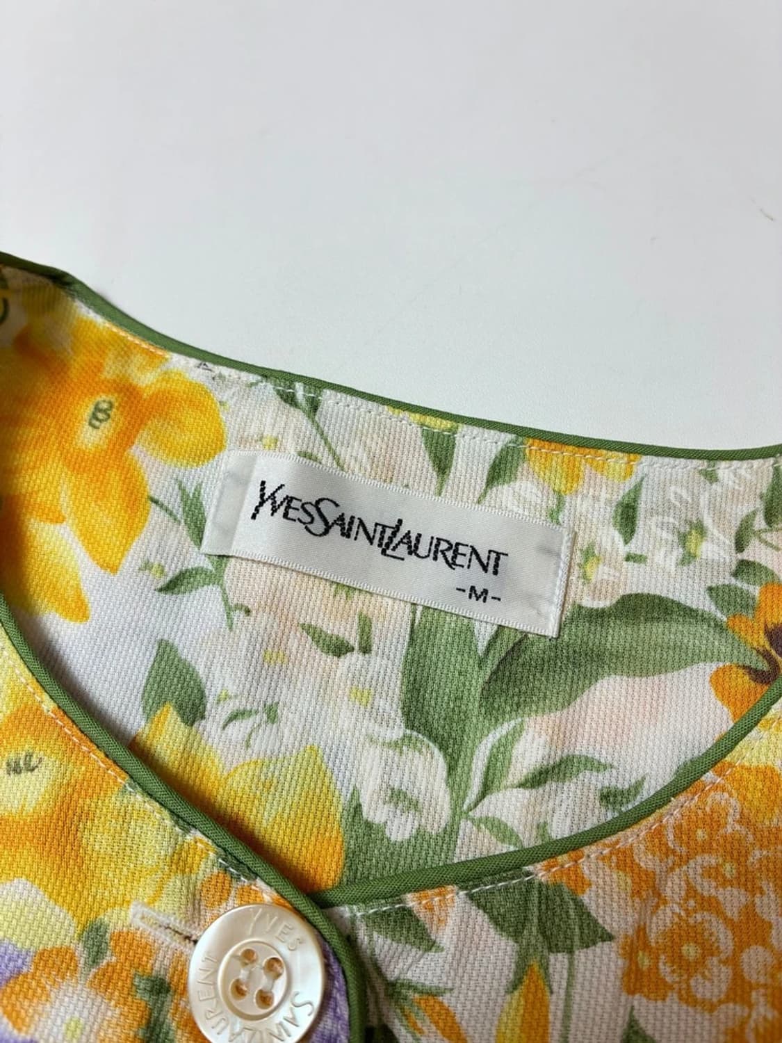 입생로랑 YSL 90's 재팬 플로럴 반팔 블라우스 PN8599 상품이미지6