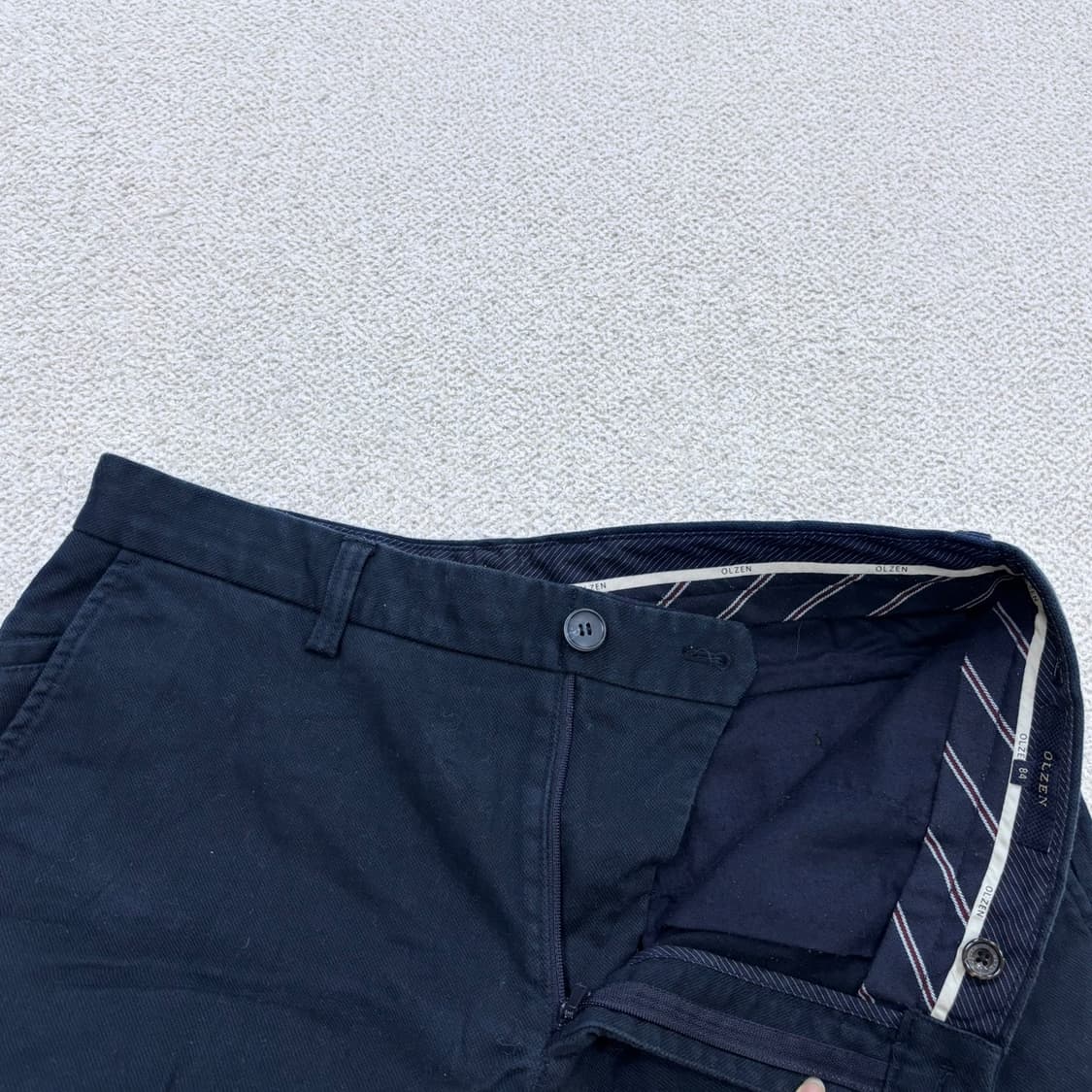 84 올젠 남성 스탠다드핏 네이비 치노 팬츠 0518Y 상품이미지4