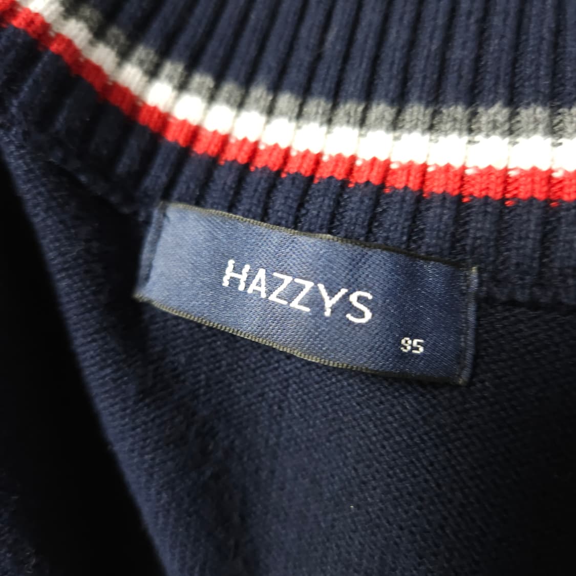 95 ) 헤지스 스트라이프 집업 니트 가디건 상품이미지5