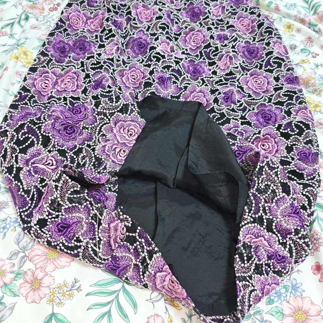 일본빈티지)안나수이깔st 퍼플x블랙 로즈패턴 고딕로리타레이스 자수 스커트 상품이미지3