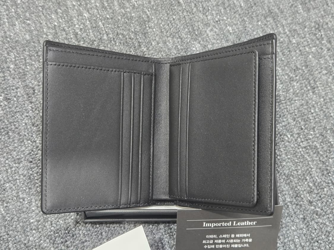 닥스 루이스 엠보 DD 패턴 중지갑 (새상품) 상품이미지5