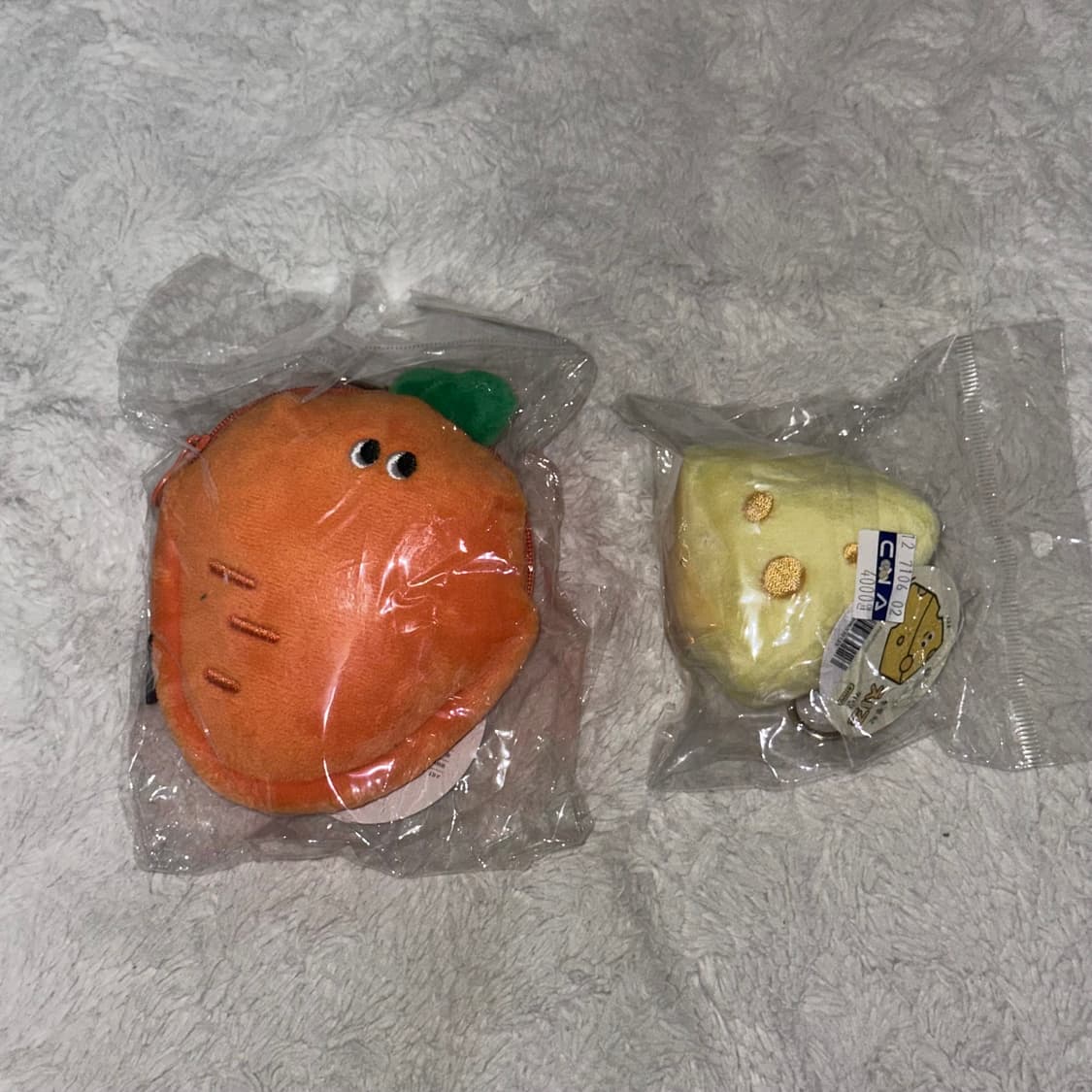 당근 동전지갑 + 인형 치즈키링 새상품 상품이미지1