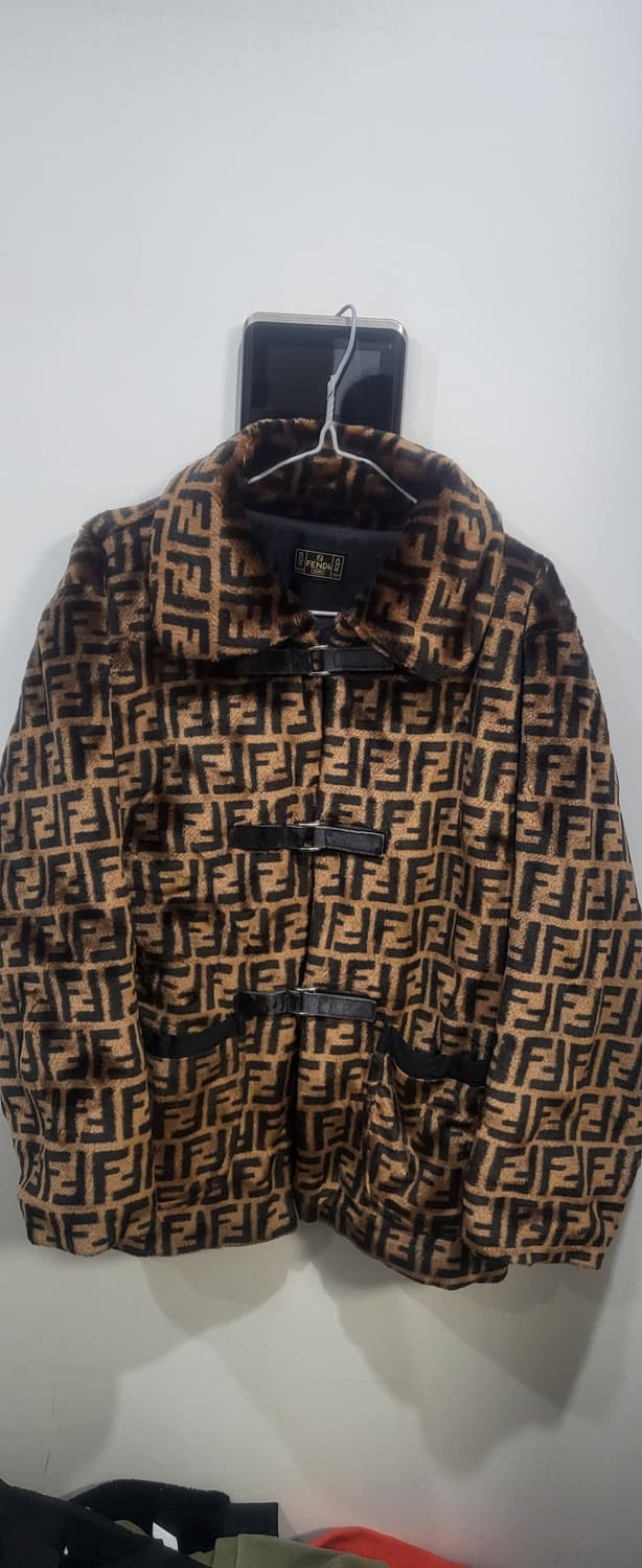 펜디 faux furr jacket (55×66) 상품이미지1