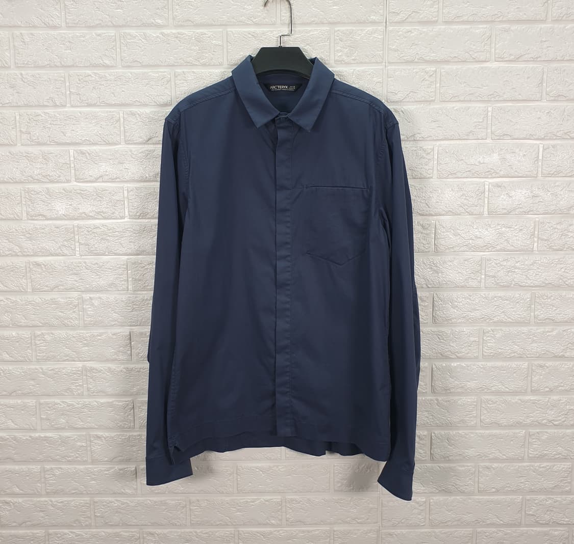 [100]아크테릭스 솔리드 포켓 셔츠 상품이미지1