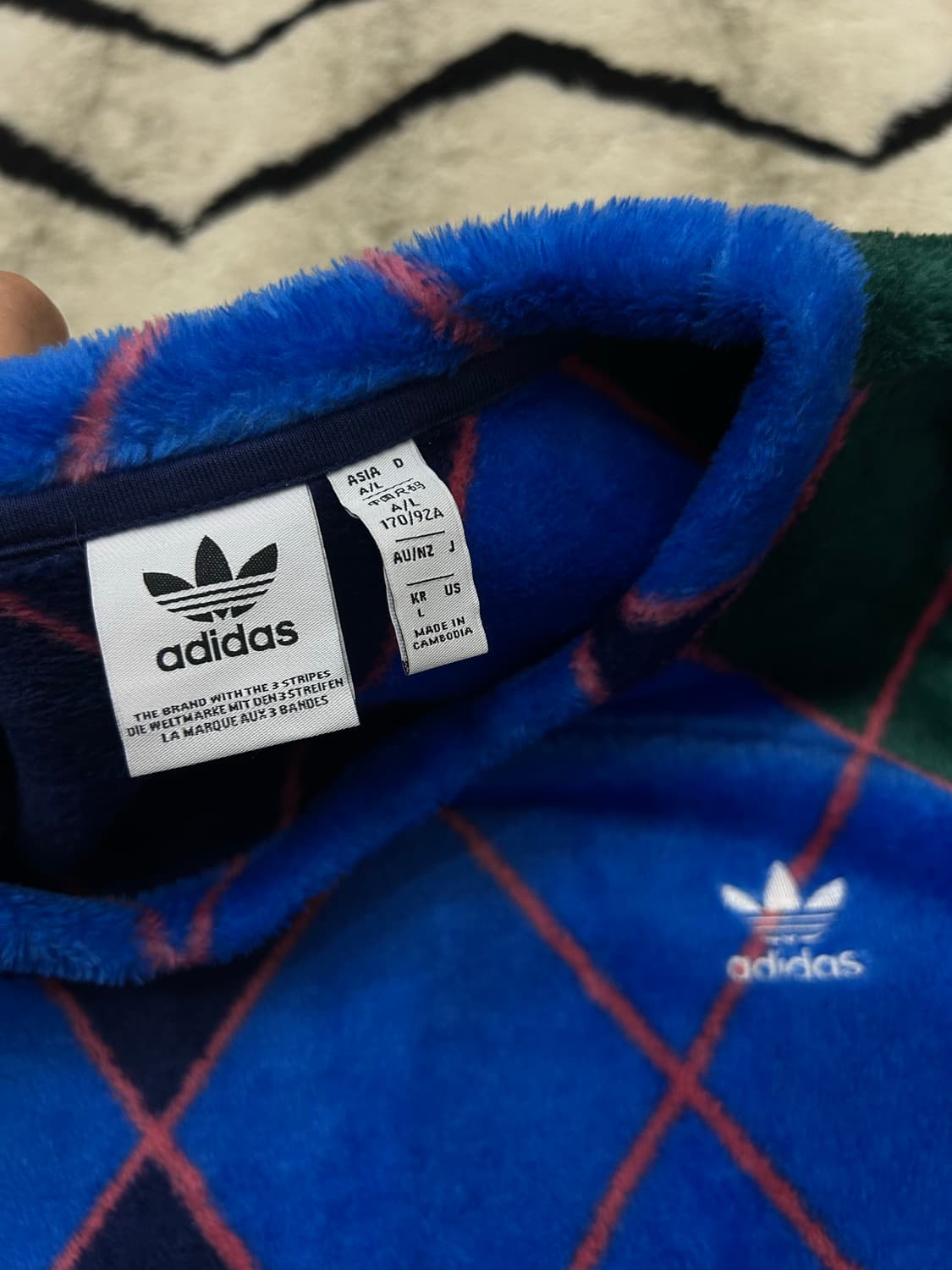 [L]아디다스 아가일 체크 크롭 플리스 반팔 상품이미지4