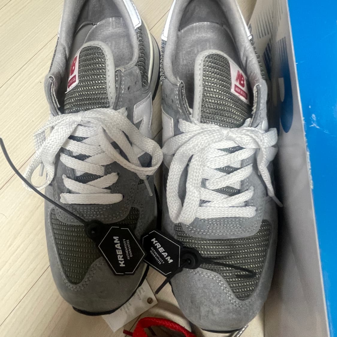 990v1 270 40주년 레드탭 상품이미지4