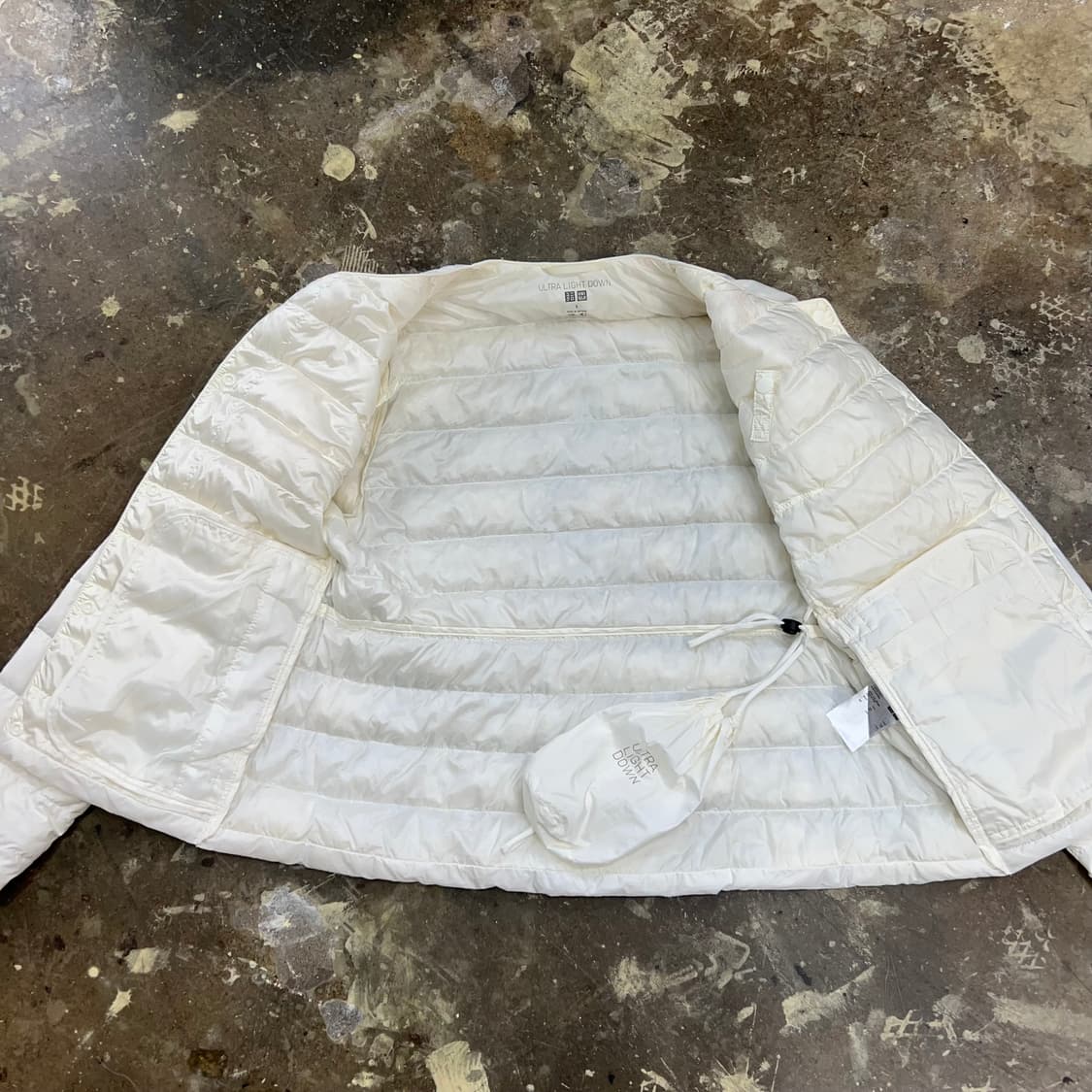 S) 유니클로 울트라 라이트다운 경량 패딩 점퍼 자켓 상품이미지5