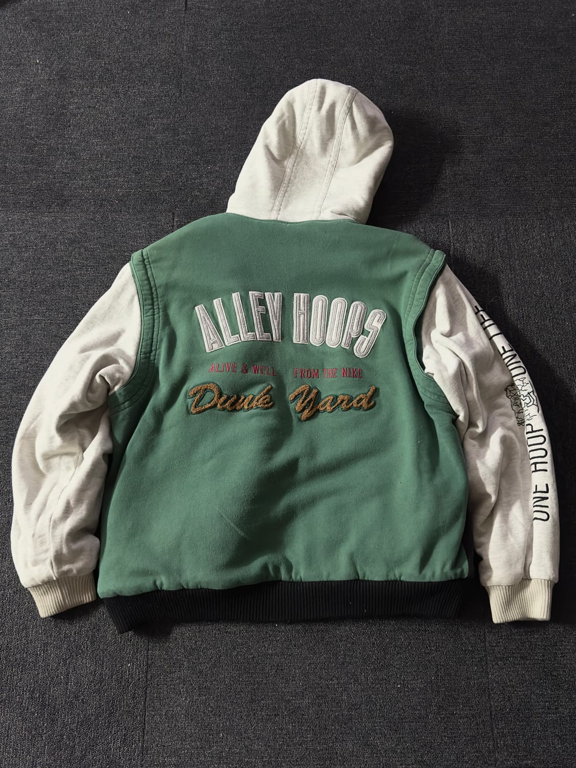 Nike 90’s Alley hoops Dunk yard daze 자켓 상품이미지3