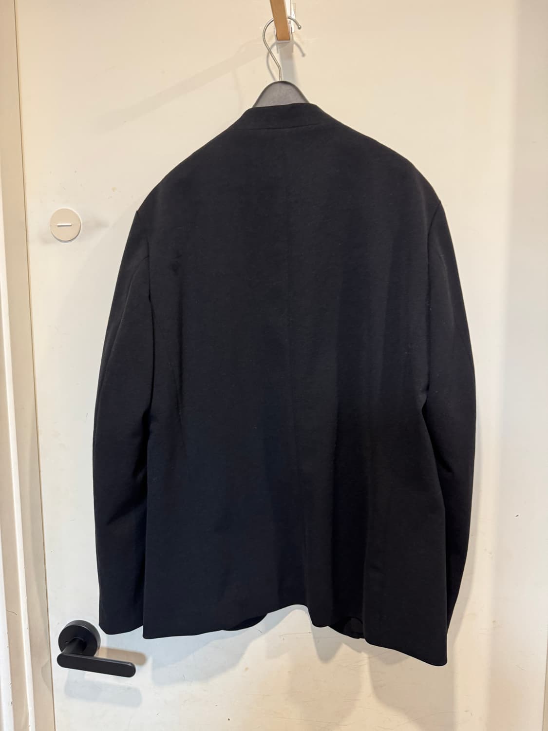 타임옴므 노카라 블랙 자켓  상품이미지2