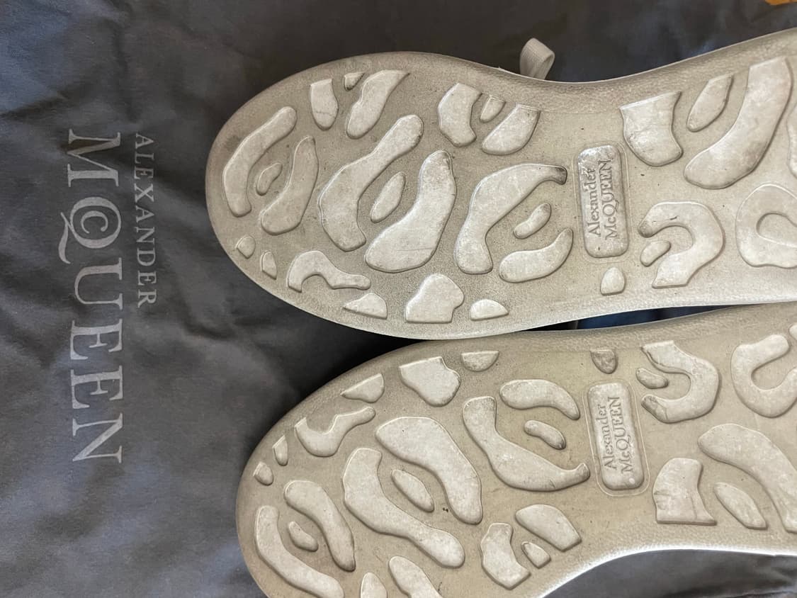 알렉산더맥퀸 스니커즈 블랙 사이즈 245~250 신으시는분들 상품이미지2