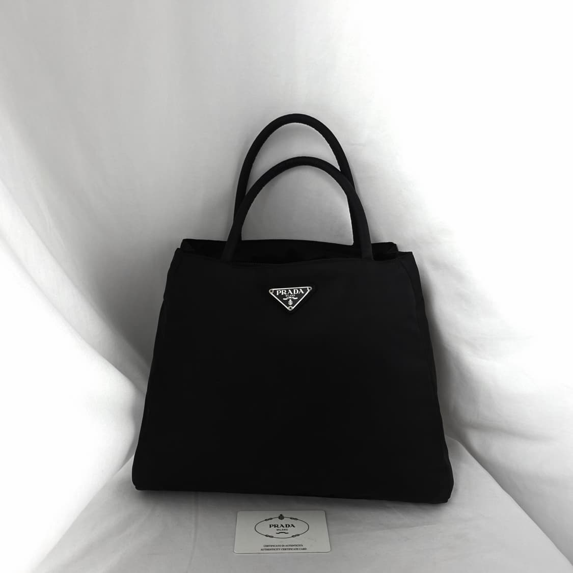 [정품 PRADA] 프라다 포코노 나일론 여성 토트백 상품이미지8