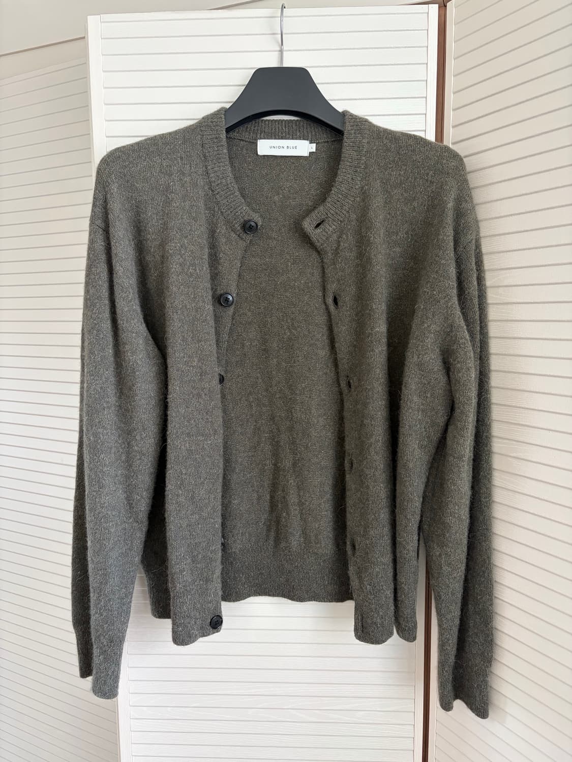 유니온블루 알파카 가디건 다크 올리브 색상 L사이즈(초S급) 상품이미지1