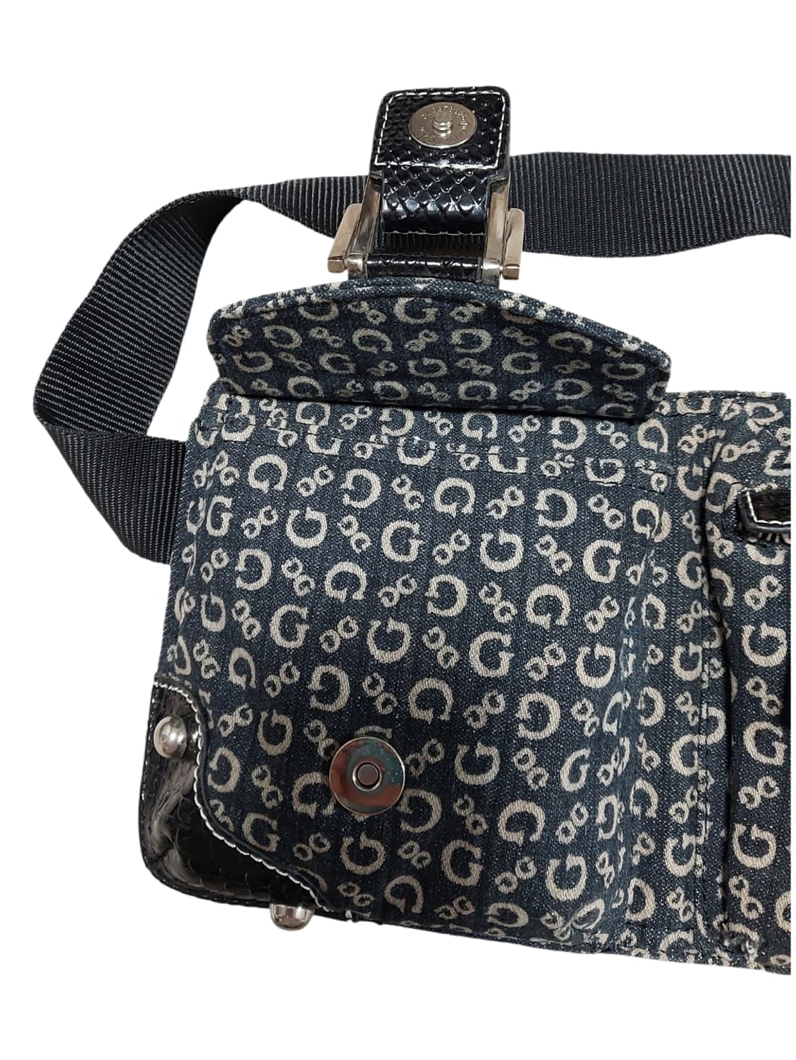 게스 GUESS 데님 힙색 상품이미지3