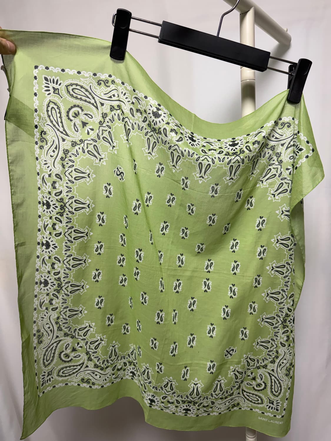 생로랑 반다나 스카프 상품이미지3