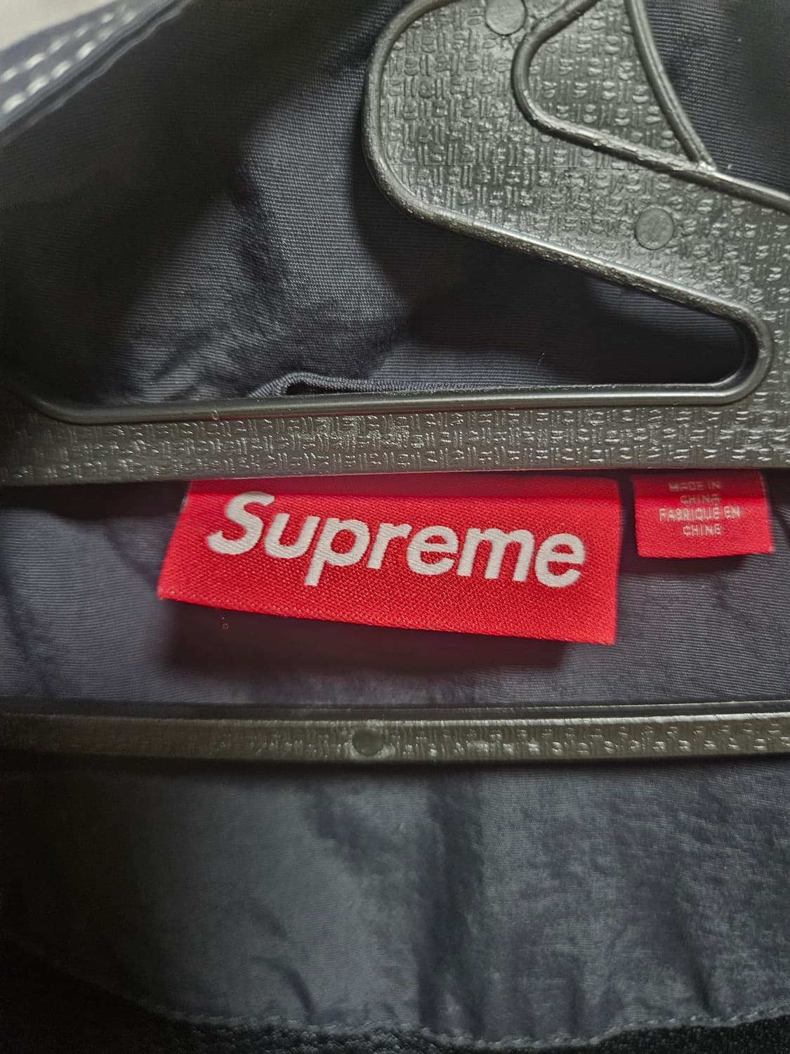 슈프림 스펠아웃 자수 트랙자켓25SS 블랙M 상품이미지5