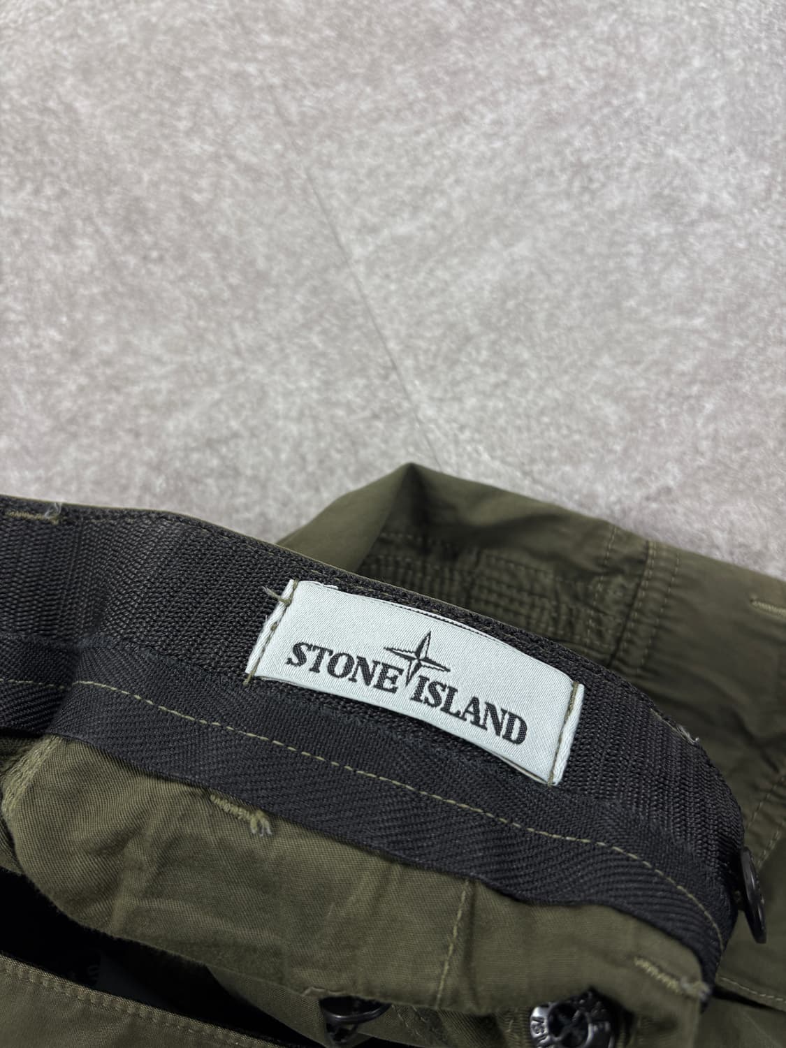 Stone Island Cago Half Pant    상품이미지5
