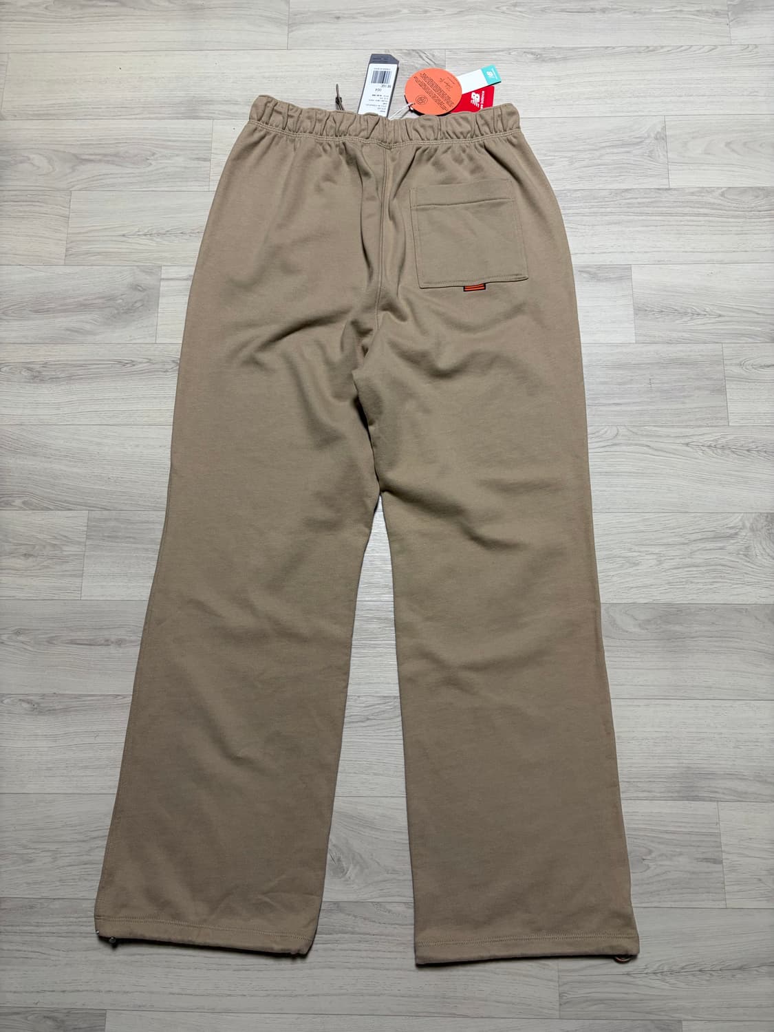 뉴발란스x호텔990 스웻 팬츠 오트밀 멜란지 L사이즈 판매 상품이미지5