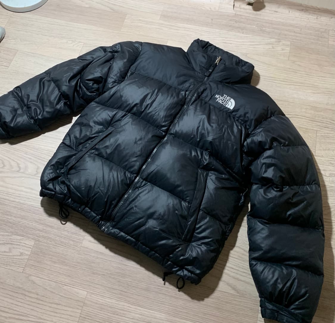 노스페이스 눕시 700 블랙 패딩 상품이미지1