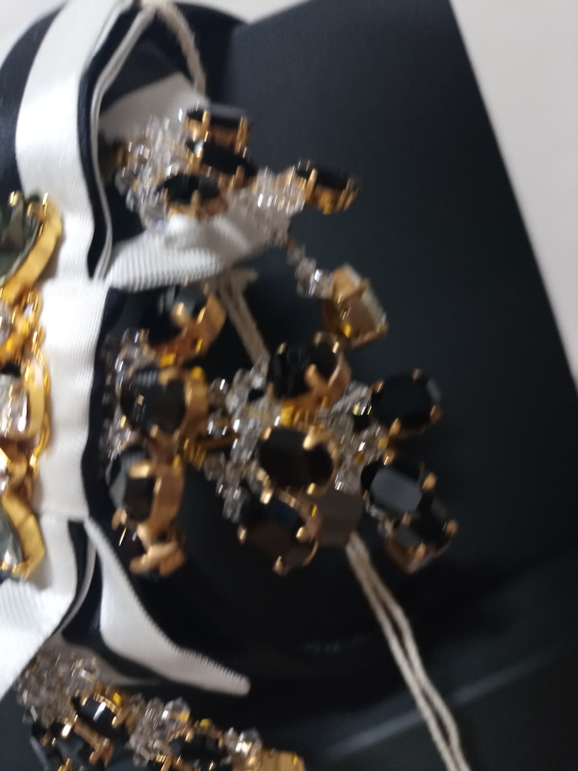 정품 돌체앤가바나 헤어밴드머리띠+돌체카드+돌체박스 상품이미지8