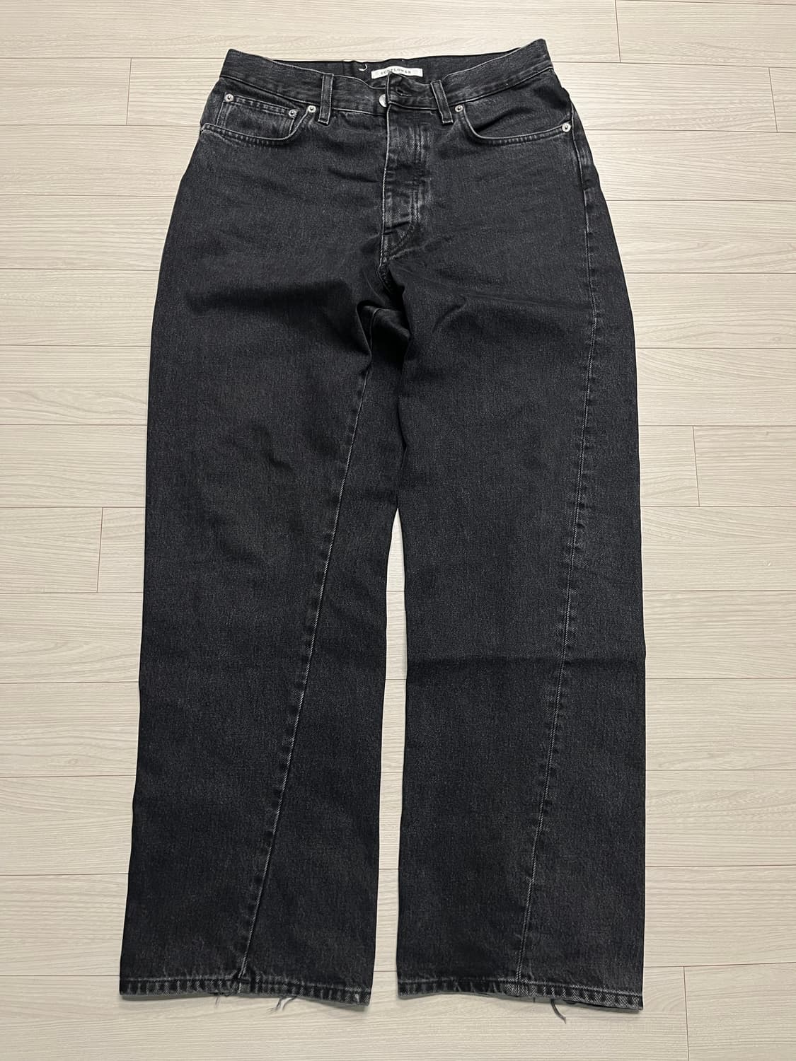 썬플라워 와이드 트위스티드 데님 흑청 30/32 상품이미지1