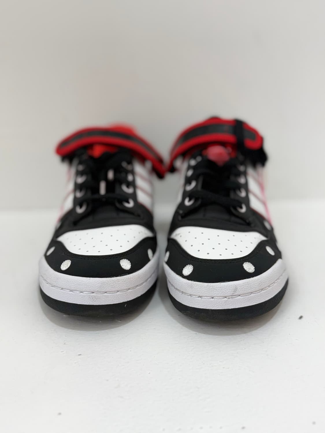 Adidas × Hello Kitty 스니커즈 상품이미지4