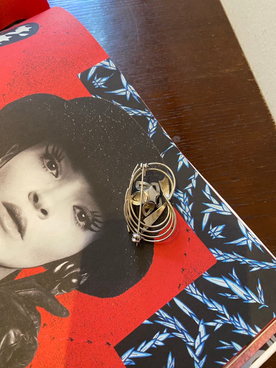 빈티지 실버톤 진주 꽃 브로치 상품이미지3