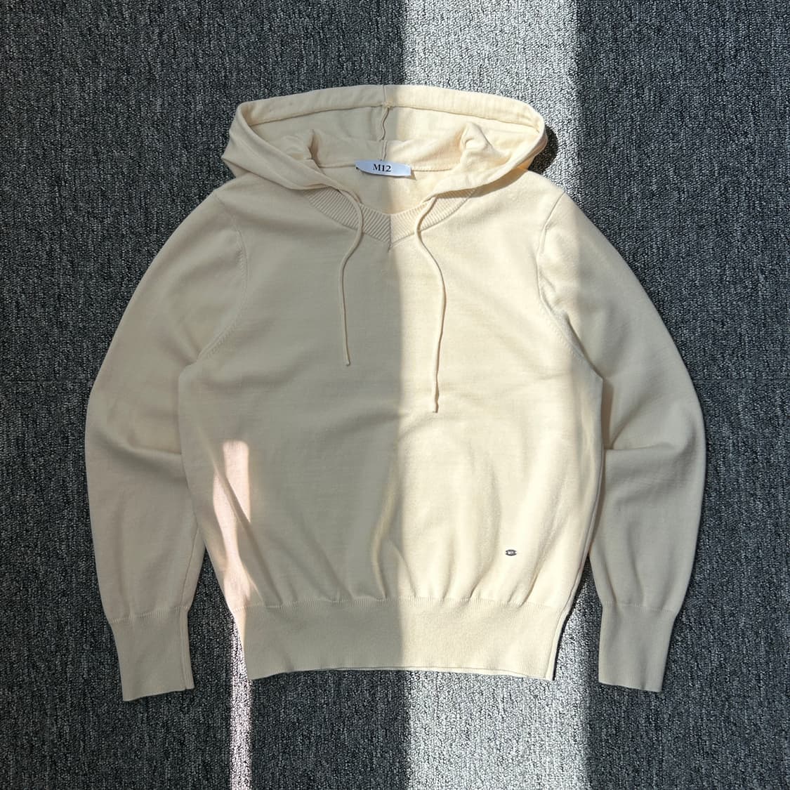 M12 아이보리 니트 후드티 상품이미지1