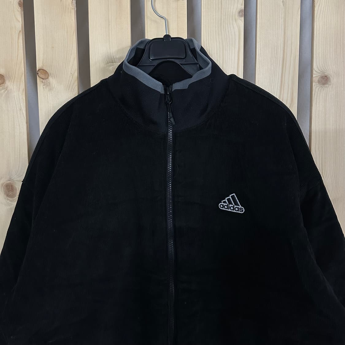 (XL) 아디다스 코듀로이 블랙 자켓 상품이미지3