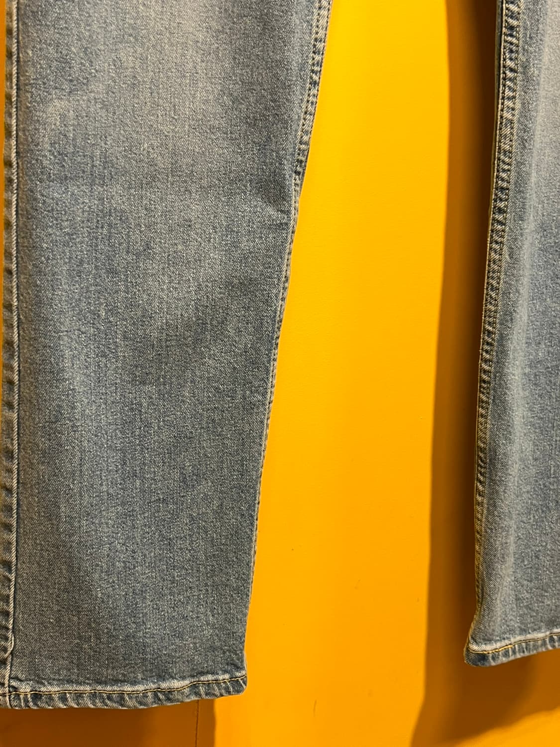 [32x32] 리바이스 502 레귤러 테이퍼 연청 데님 팬츠 청바지 상품이미지4