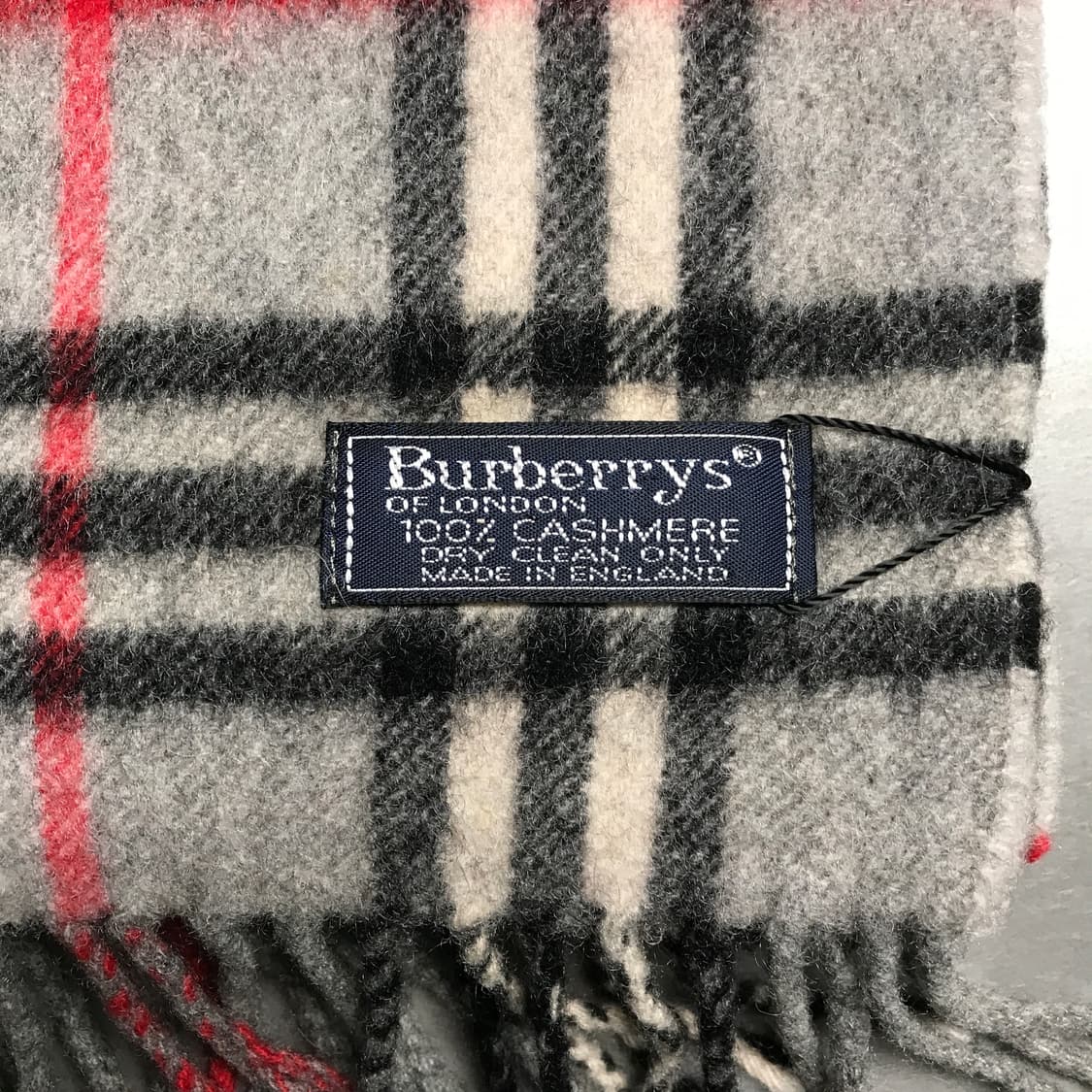 버버리 정품 캐시미어 머플러 그레이 상품이미지4