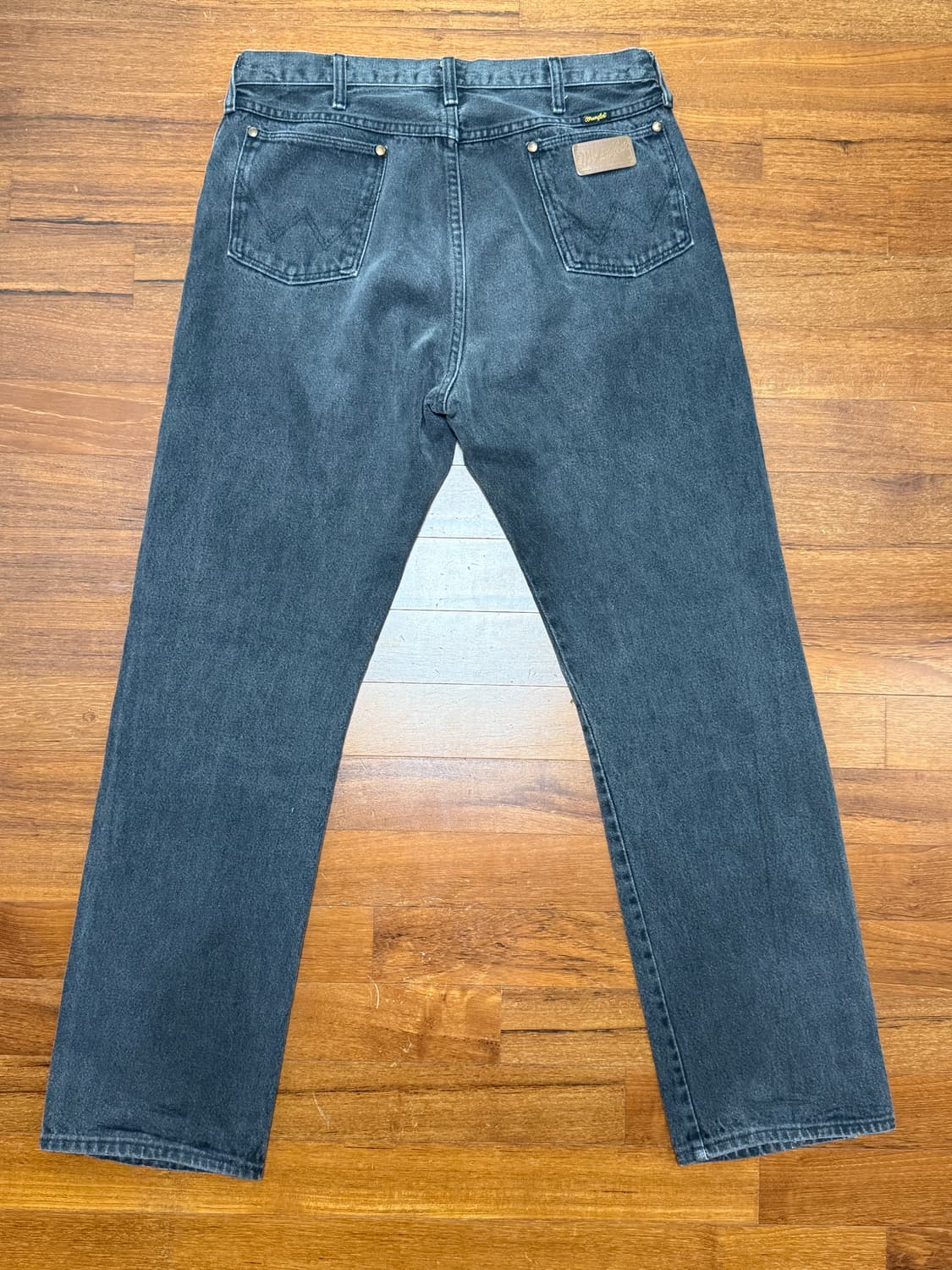 (Made in USA) Wrangler 워시드 블랙 진 상품이미지2