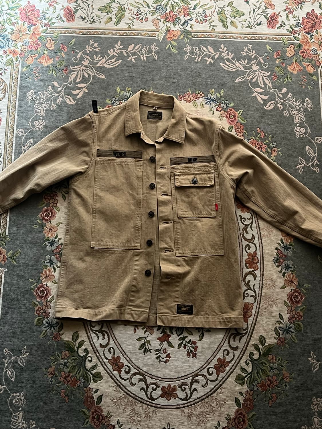 더블탭스 헤링본 원단 셔츠 상품이미지1