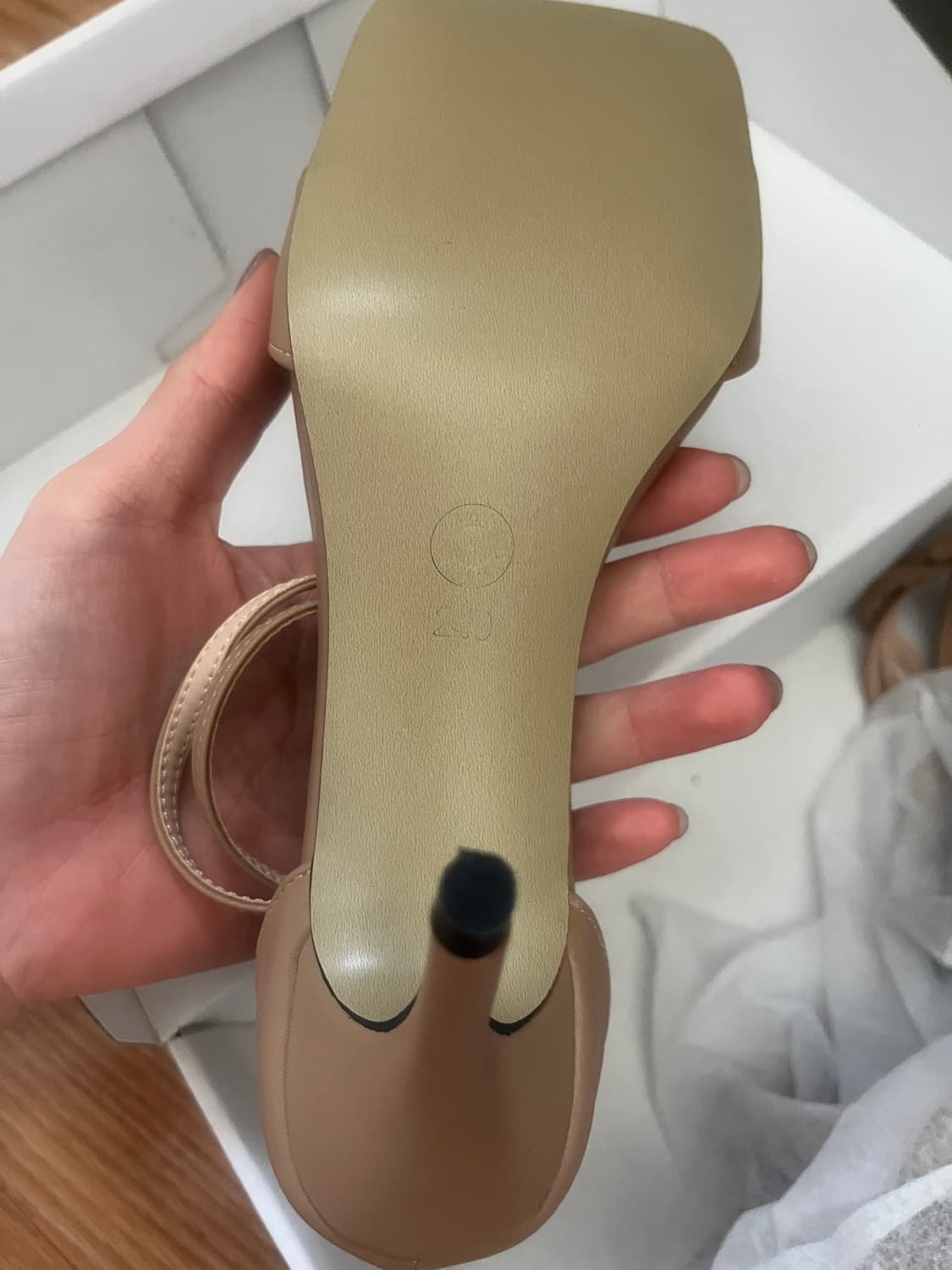 Macy 스퀘어코 스트랩힐 240 새상픔 상품이미지3