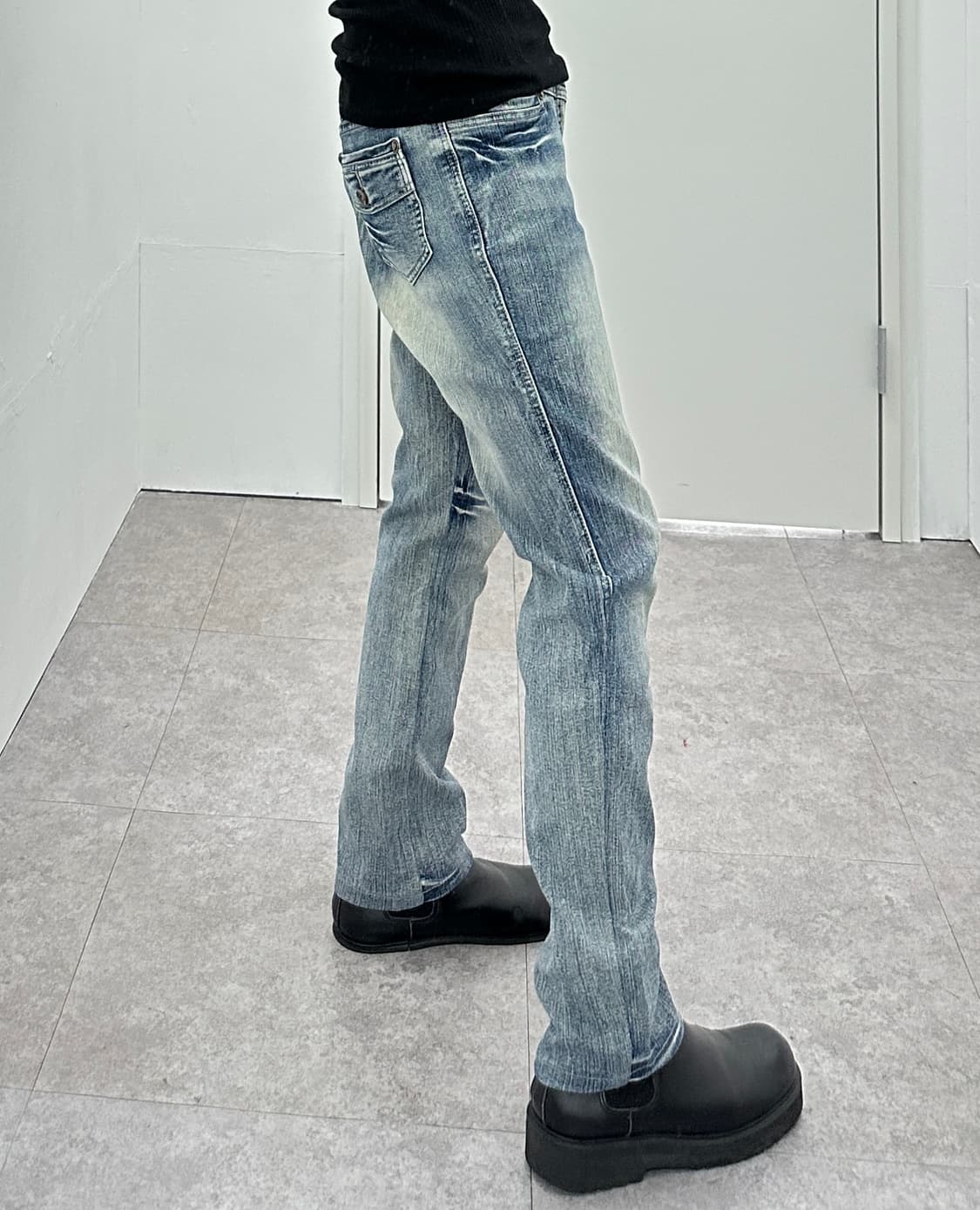 Vintage fade lines denim jeans 상품이미지8