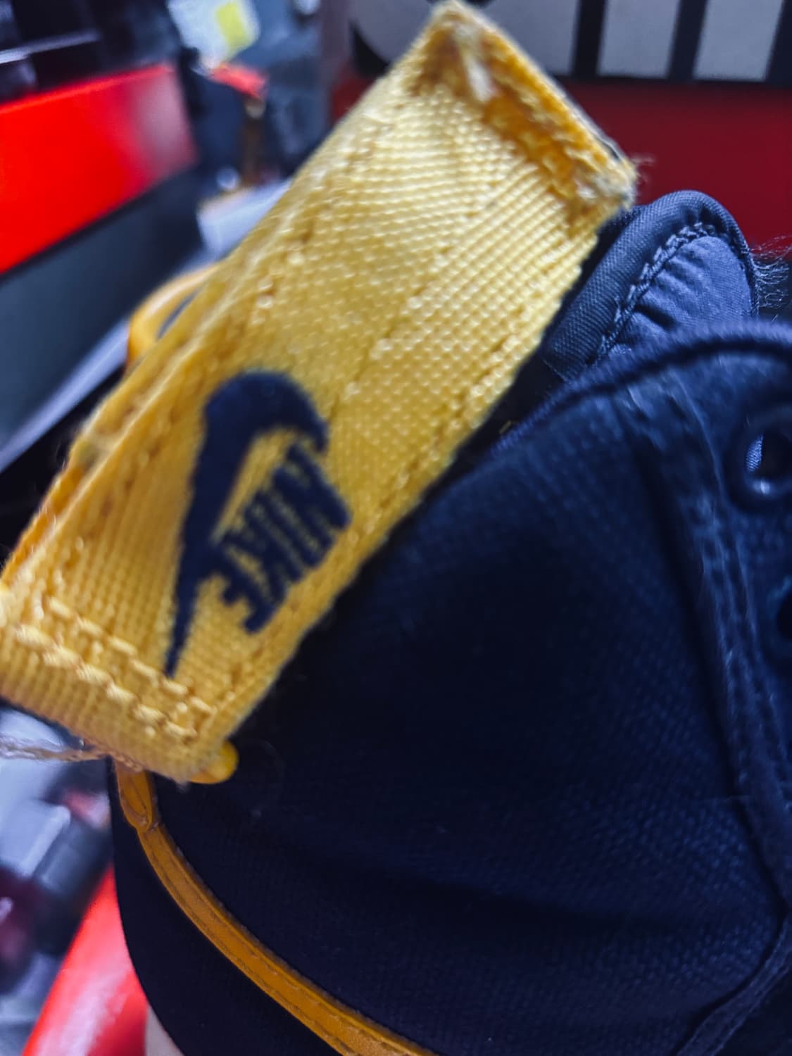 94 나이키 에어포스 1 하이 270 상품이미지2