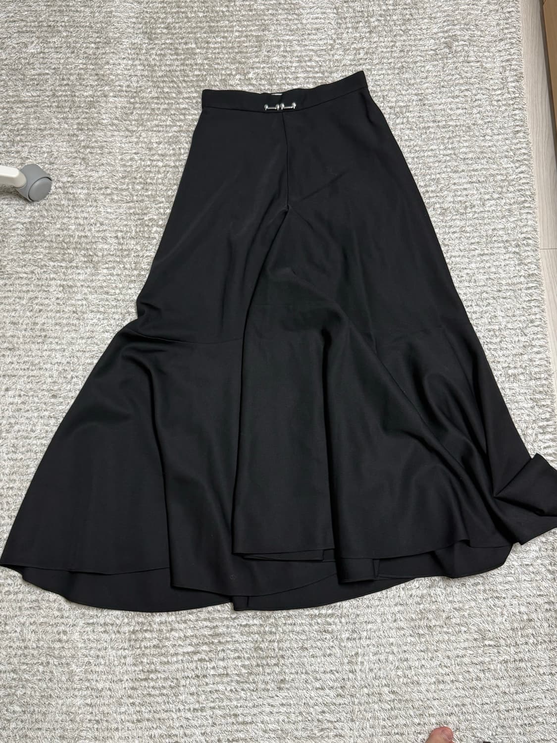 알렉산더맥퀸 블랙 치마 42사이즈 상품이미지1