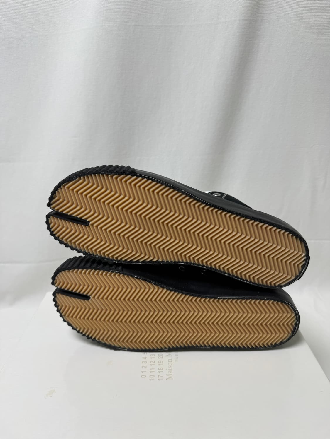 메종마르지엘라 타비 하이 블랙 43 상품이미지7