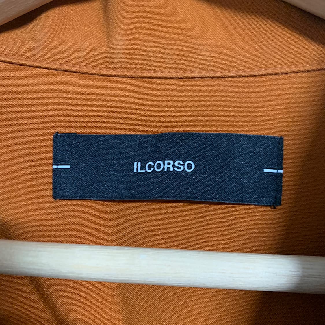 2023 il CORSO 일꼬르소 오렌지색 집업카라 맨투맨 상품이미지3