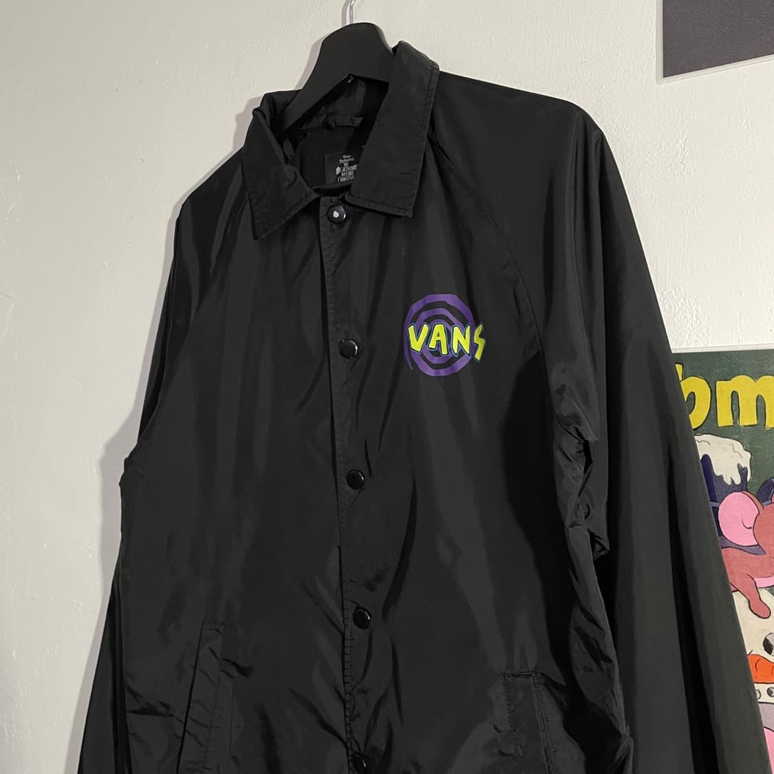 반스 x 크리스마스의악몽 코치자켓 상품이미지3