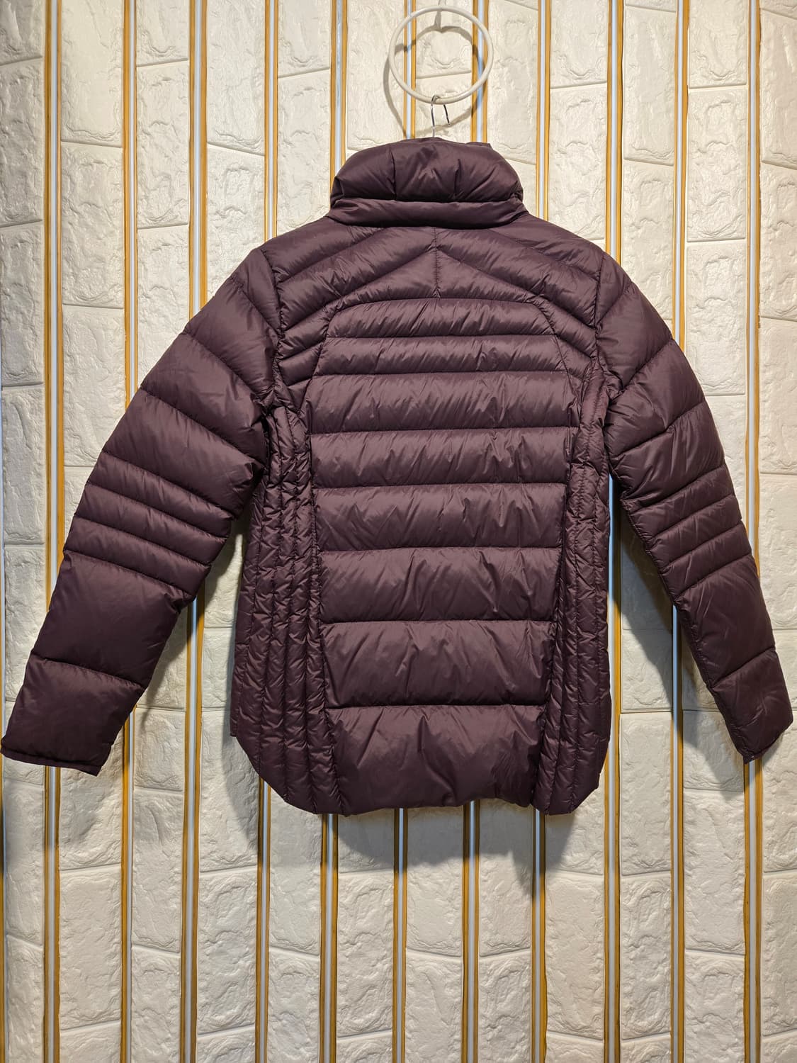 래인바이 여성 구스 경량패딩 새상급 95-100 상품이미지2