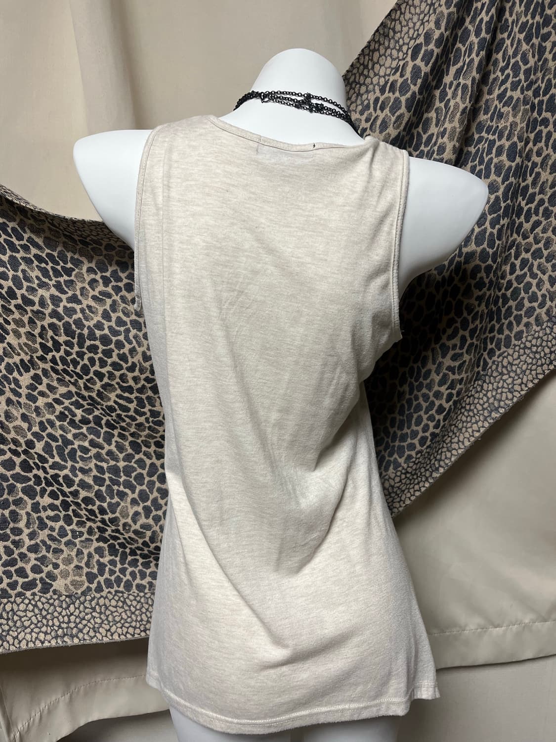 Asymmetric 오리엔탈 슬리브리스 탑 상품이미지4