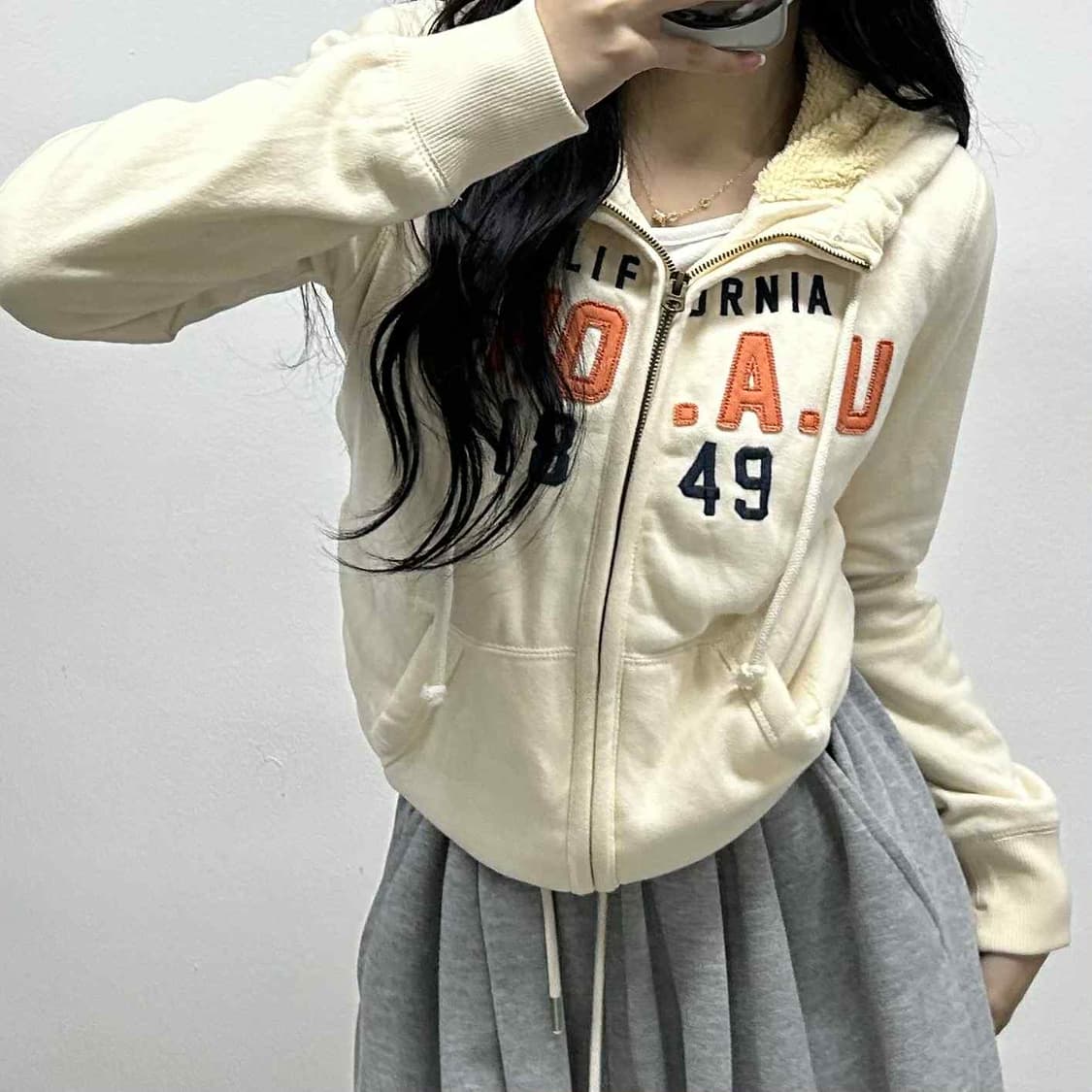 후아유 아이보리 양털 스웻 후드집업 희귀져지(S) 상품이미지1