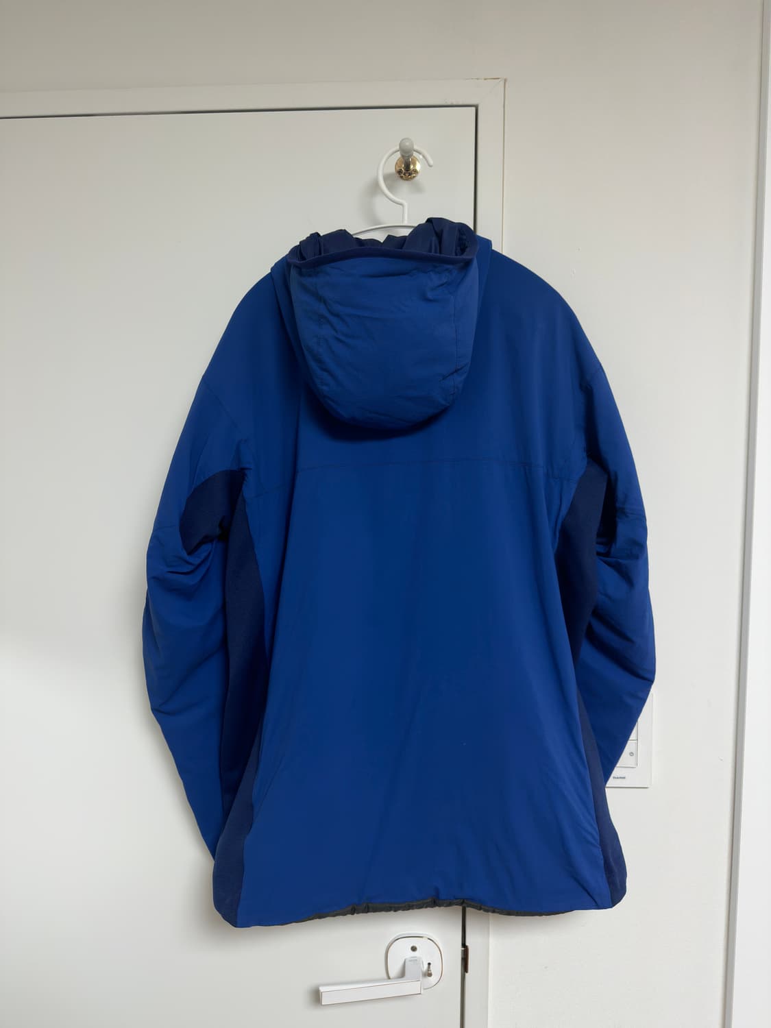 아크테릭스 아톰 후디 상품이미지3