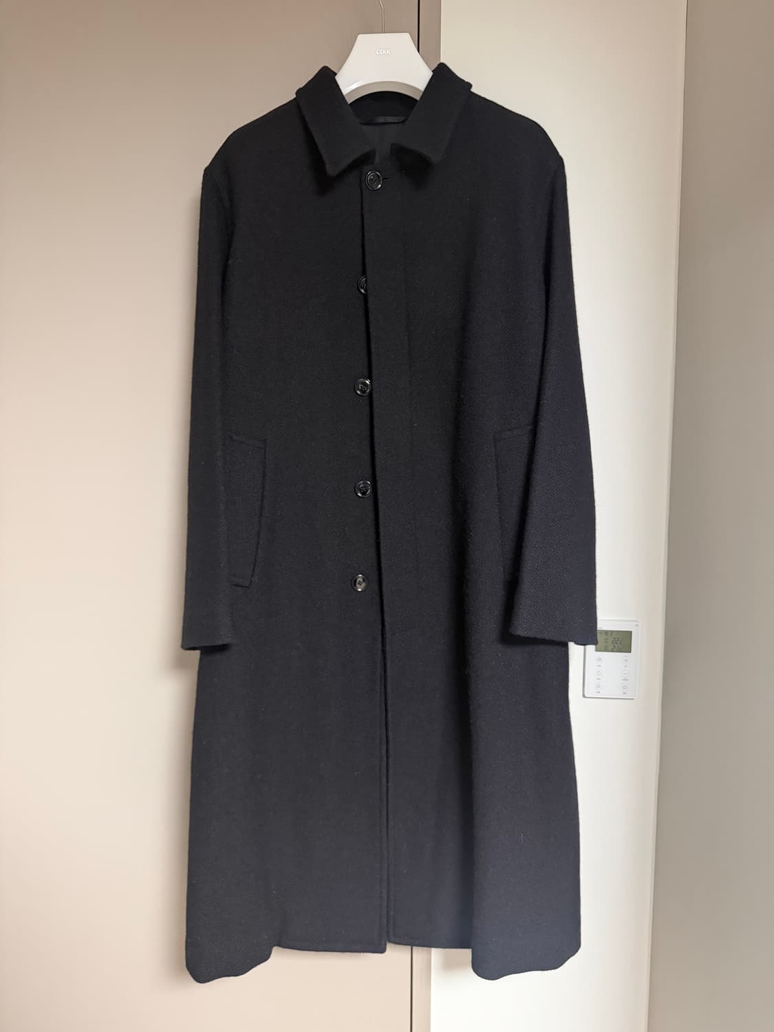 르메르 스트레이트 코트 블랙 50 상품이미지1