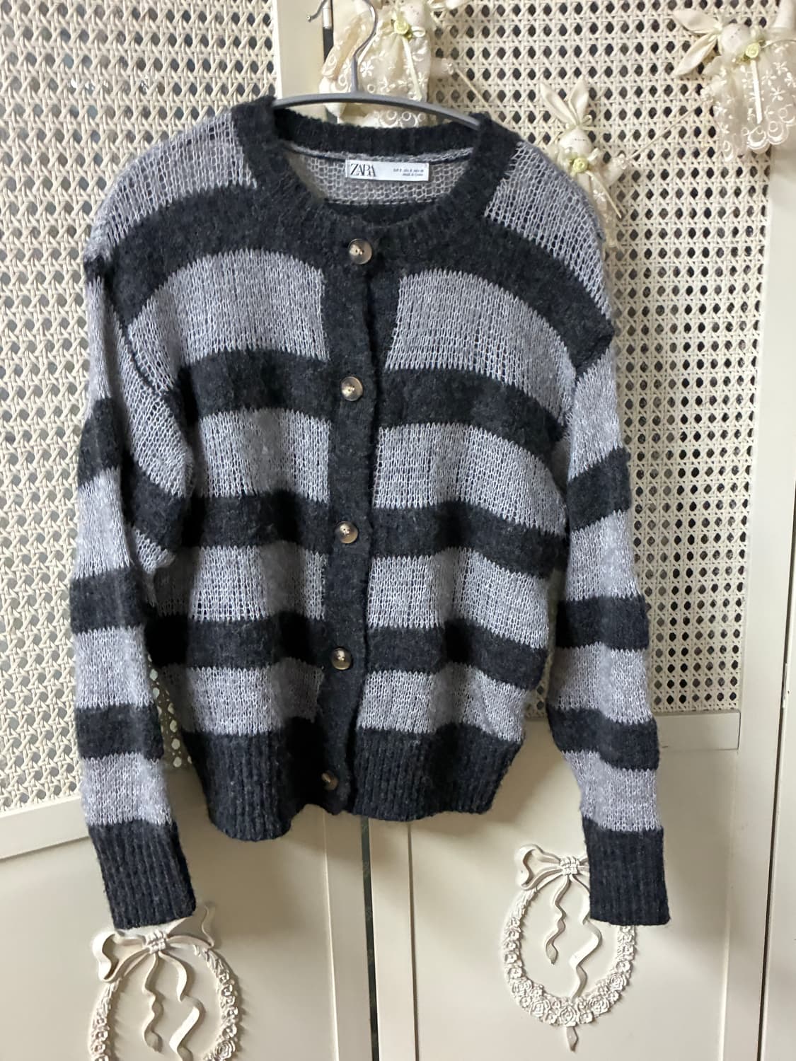 줄무늬 가디건 상품이미지1