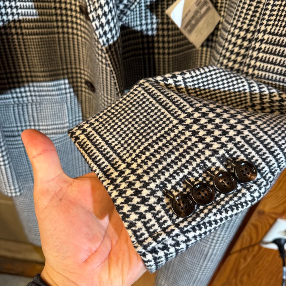 새상품) 브루넬로 쿠치넬리 2024 f/w 더블 브레스트 글렌 체크 코트 상품이미지7