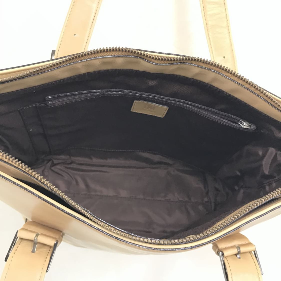 이세이미야케 아카이브 아임 프로덕트 소가죽 토트백 상품이미지8